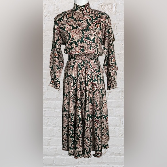 Liz Claiborne Dresses & Skirts - Liz Claiborne VTG Green Paisley A Line Dress Size 2 P Grandmacore Old Money Twee